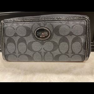 Coach zip wallet